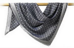 louis-vuitton-monogram-shawl.jpg