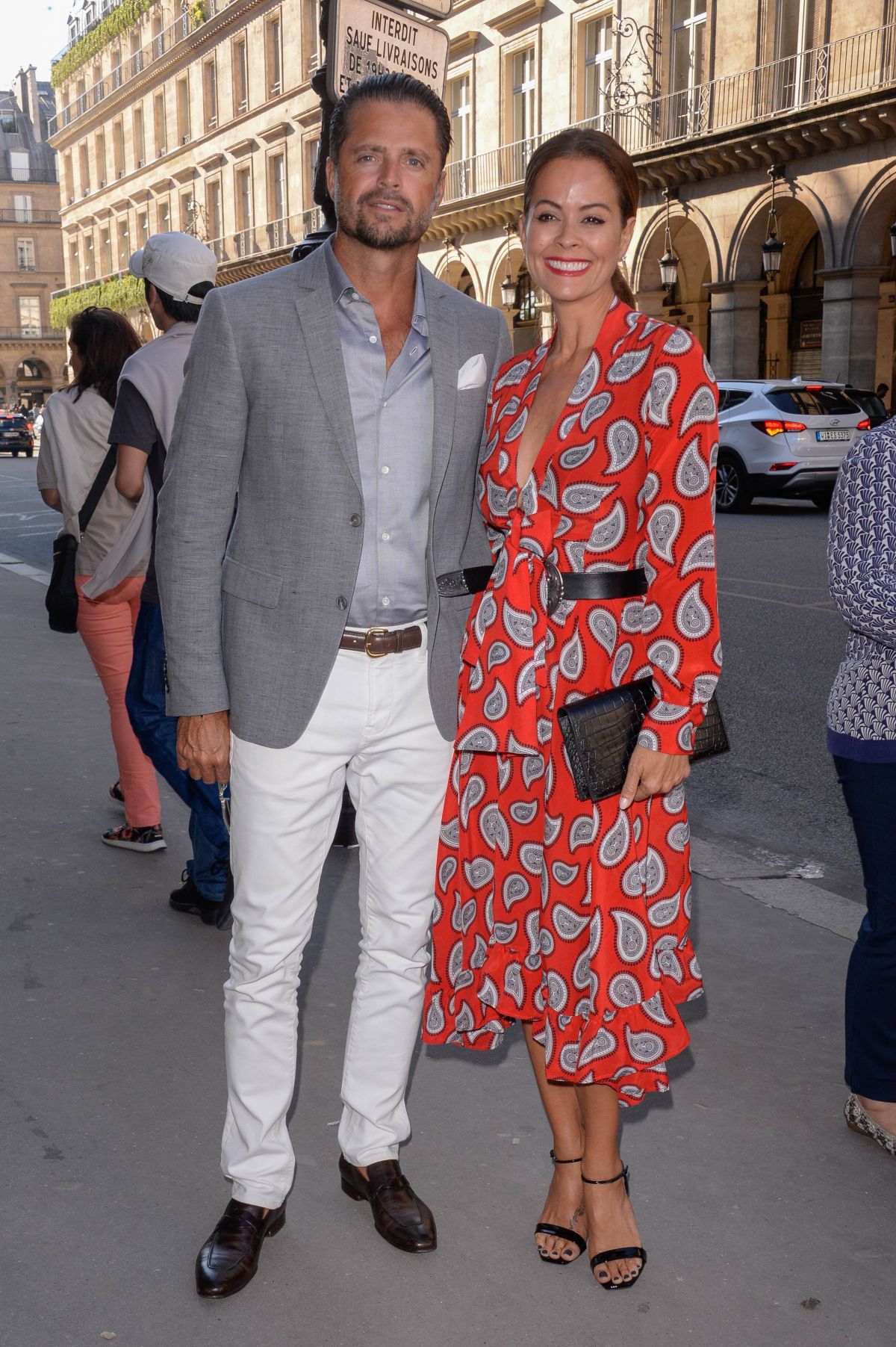 brooke-burke-arrives-at-christian-dior-show-at-haute-couture-fashion-week-in-paris-07-03-2017_2.jpg