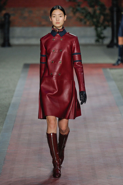 Tommy_Hilfiger_Fall_2012_0s81_KTOXVv_l.jpg