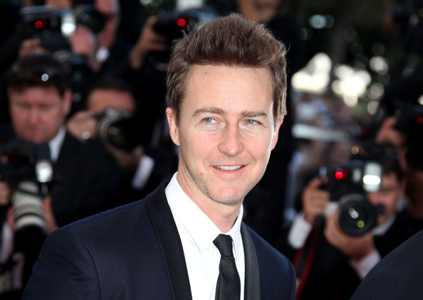 Edward_Norton_Celebs_Cannes_Opening_Ceremony_z_WP.jpg