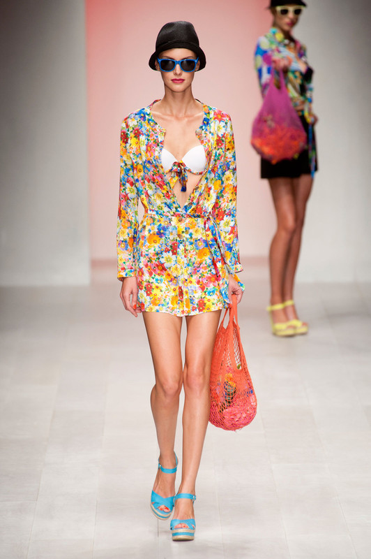 Caroline_Charles_Spring_2013_ep_QOVZ_hbayx.jpg