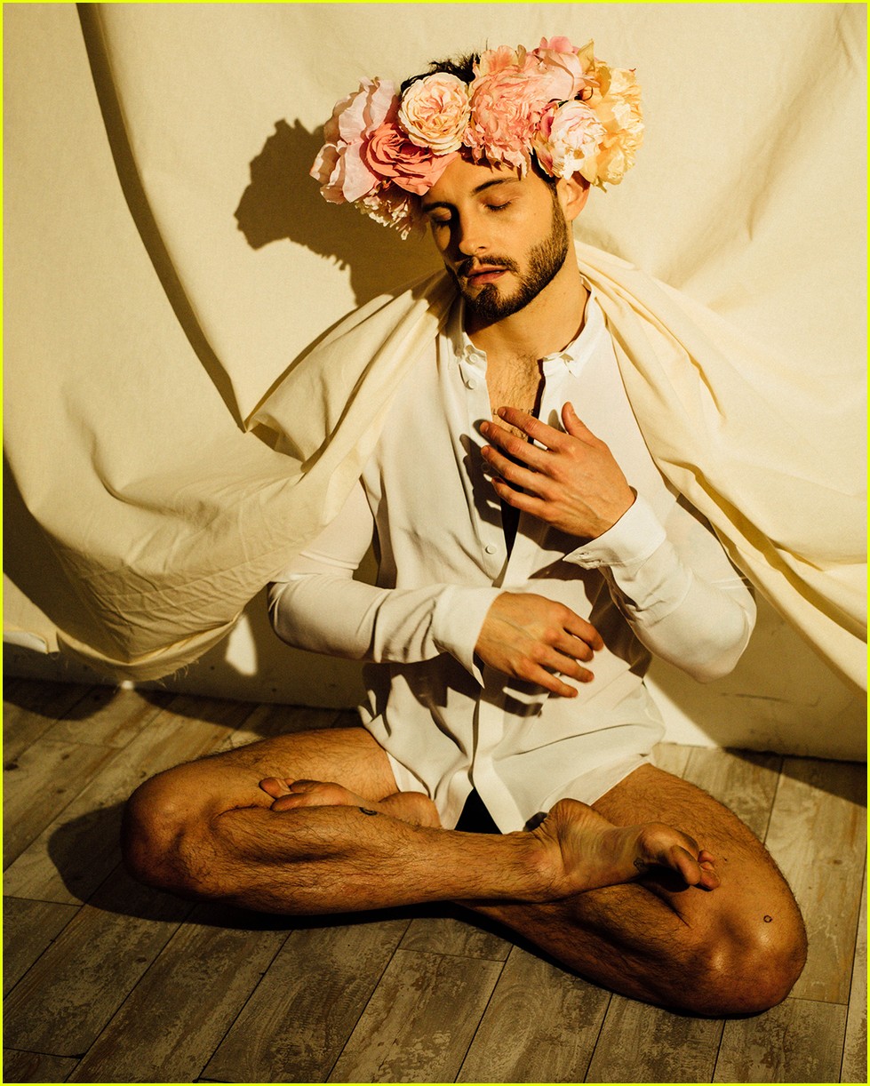 nico-tortorella-euphoria-magazine-issue-8-07.jpg