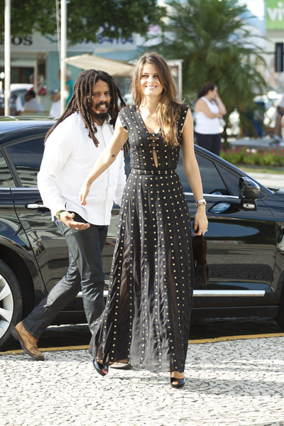 isabeli_fontana_e_rohan_marley_3.jpg