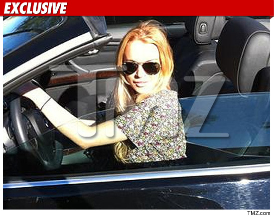 1209-lindsay-lohan-driving-tmz-ex-credit-1.jpg