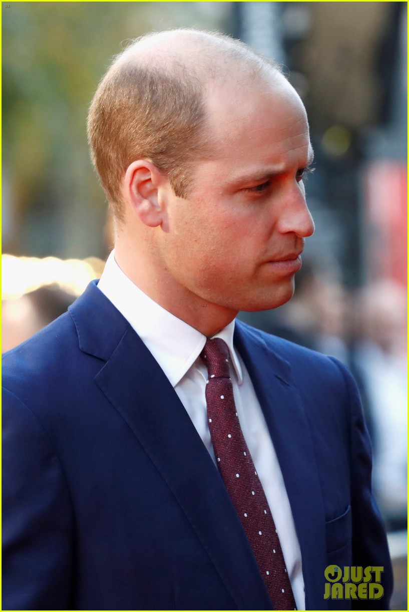 prince-william-supports-peter-jackson-at-they-shall-not-grow-old-london-premiere-04.jpg