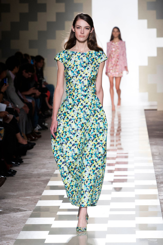 Mila_Schon_Spring_2013_HFW2pyj_Ww41x.jpg