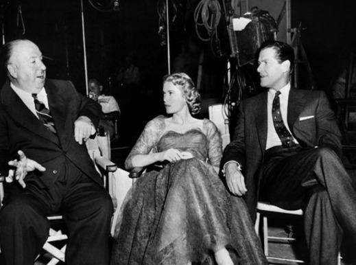 hitchcock-grace-kelly-L-2.jpeg