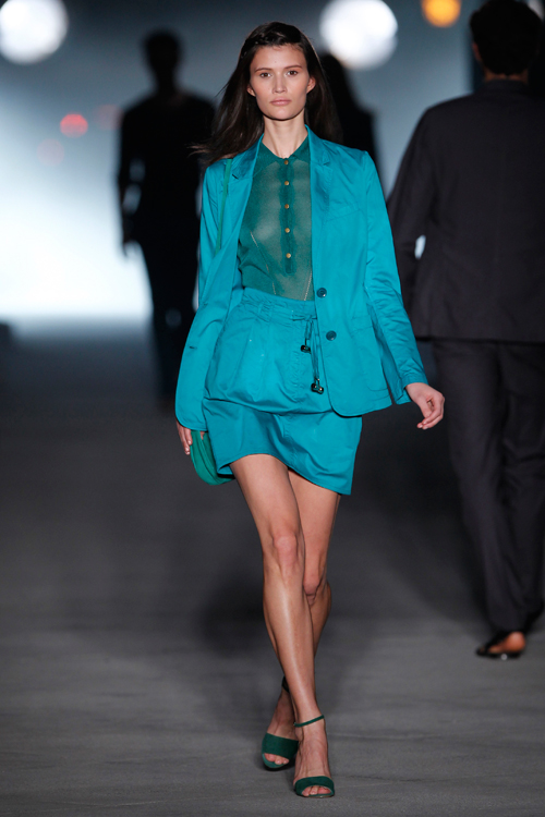 MANGO_Fashion_Show_SS_2011_009.jpg