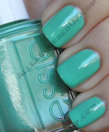 essie-turquoise-caicos-swatch-resort-collection.jpg