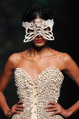maya_hansen_detalles_72983995_320x480.jpg
