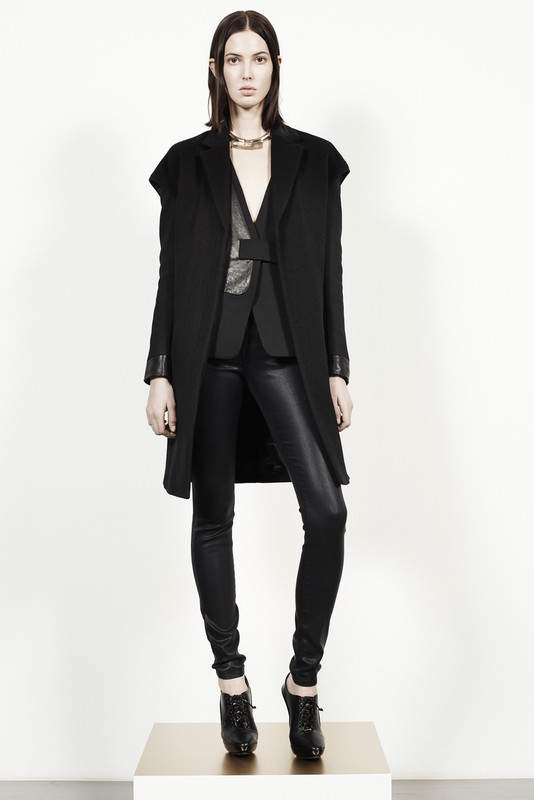JBRAND_017_1366_1366x2048.jpg