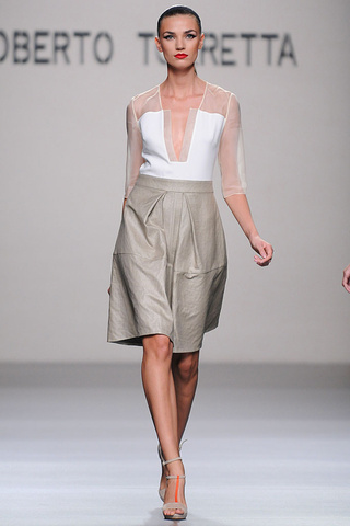 roberto_torretta_pasarela_888816653_320x480.jpg