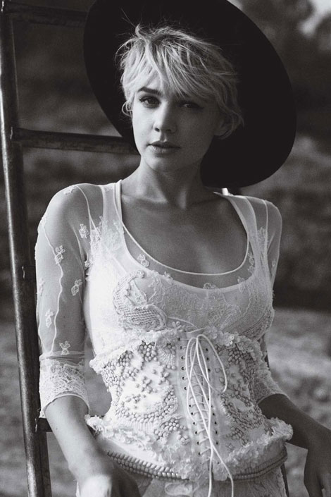 carey-mulligan-vogue-us-october-2010.jpg