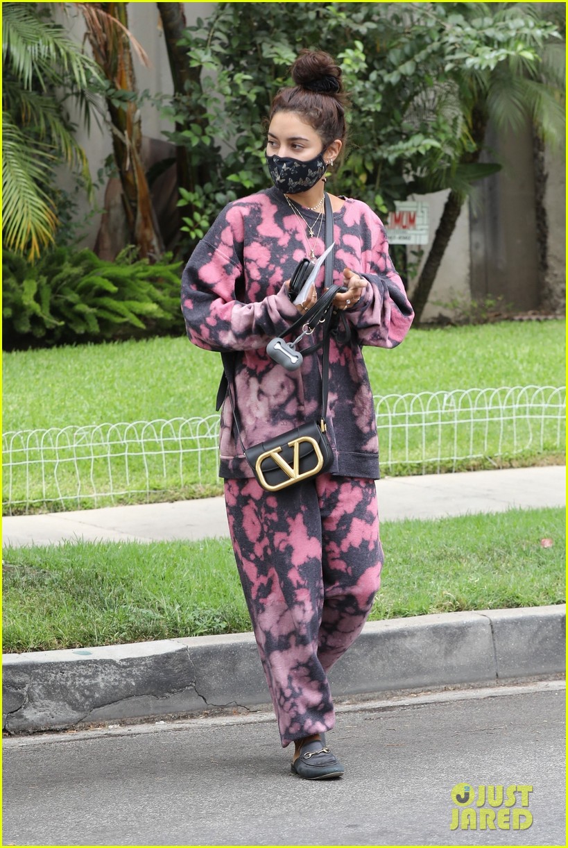 vanessa-hudgens-picks-up-darla-pink-tie-die-suit-02.jpg