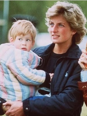 DI-princess-diana-11415356-299-400.jpg