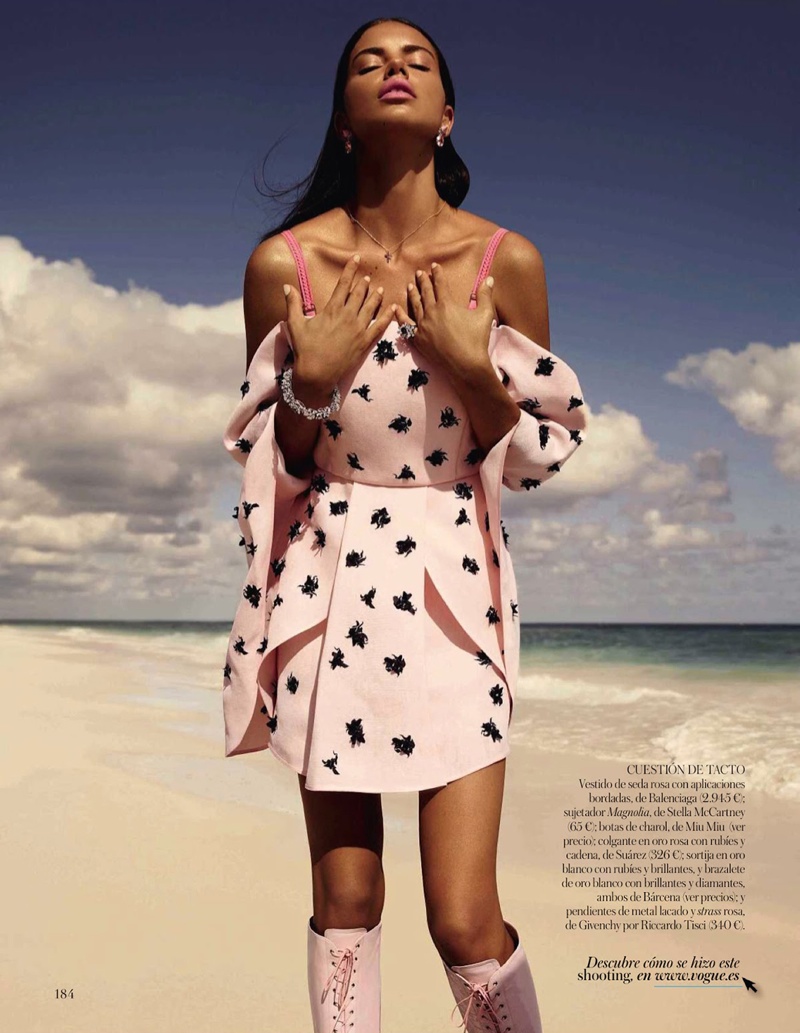 adriana-lima-beach-shoot9.jpg