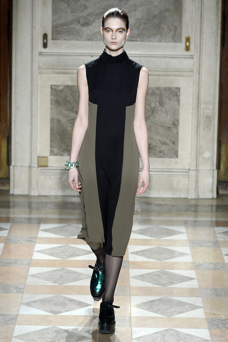 VIE_4225_450x675.jpg