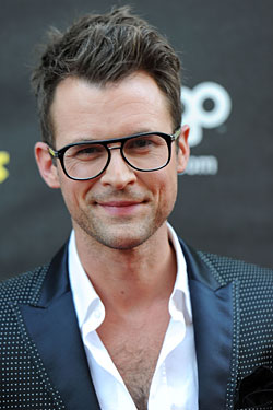 20100803_bradgoreski_250x375.jpg