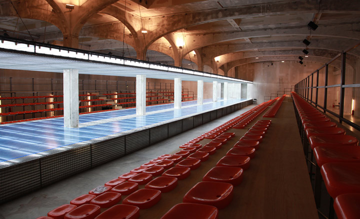 09_pfw_prada_jp041010.jpg