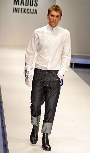 file12667152_09.jpg