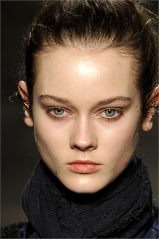 raga-d009-20090214102406490357_base.jpg