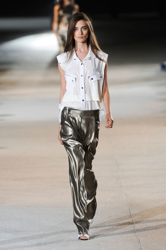 Anthony_Vaccarello_Spring_2013_06_TFAV7n_E8_Mx.jpg