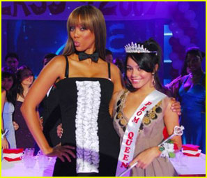 th_51095_vanessa-hudgens-tyra-banks-show_122_194lo.jpg