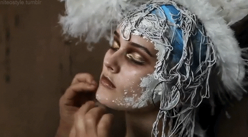 tumblr_lu4gksUNH21qfhyi3o1_500.gif