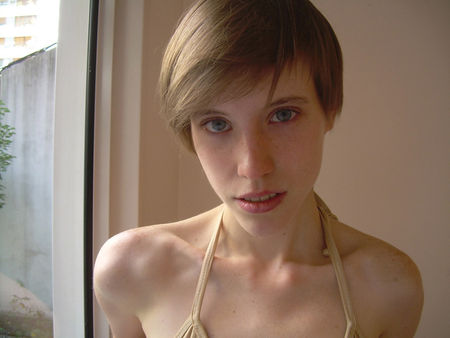 27007802_p.jpg