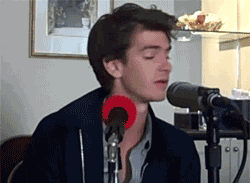 tumblr_l9jcwzI7Y11qb853l.gif