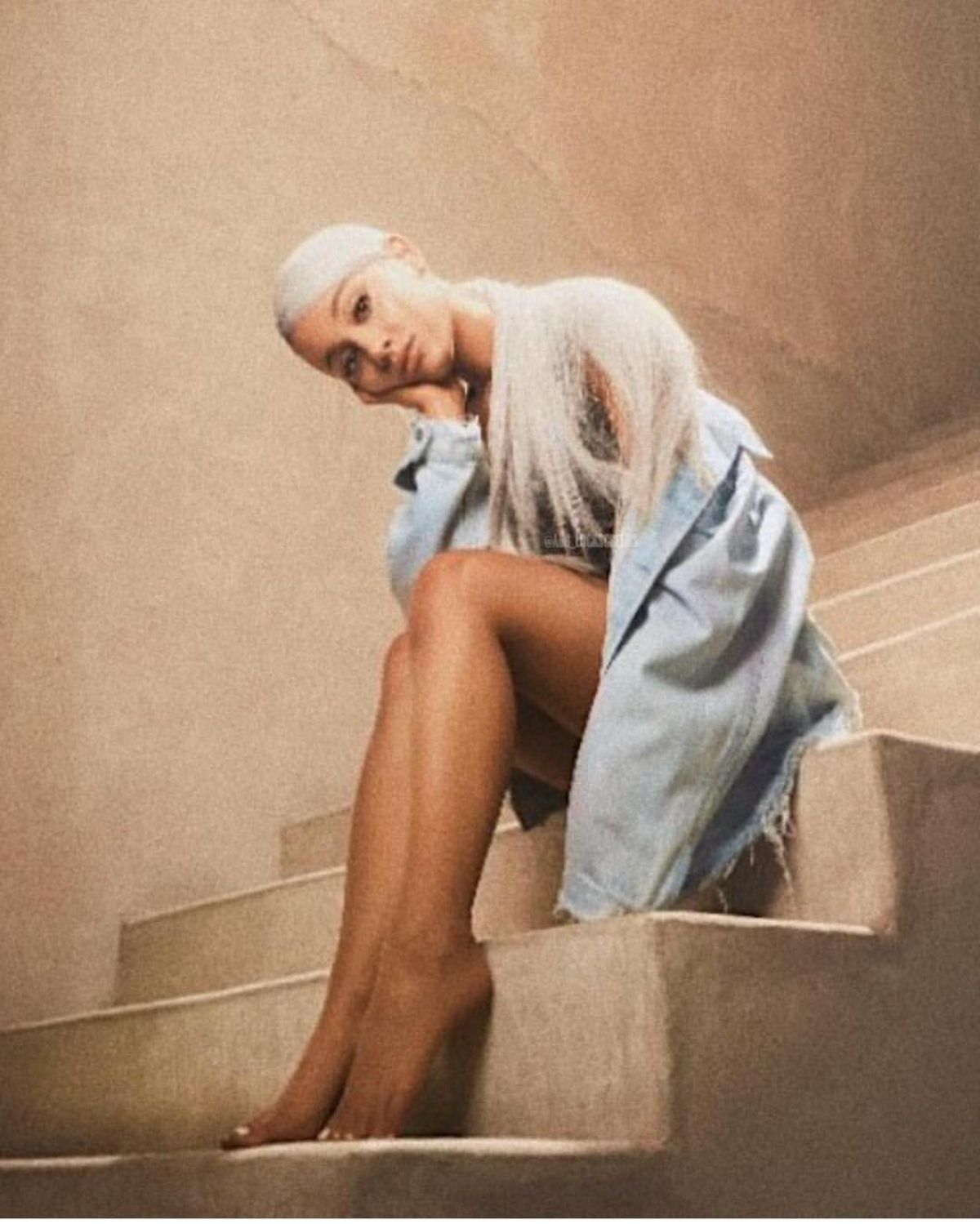 ariana-grande-sweetener-album-cover-2018-1.jpg