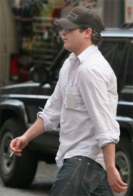 joaquin-phoenix-soho1.jpg