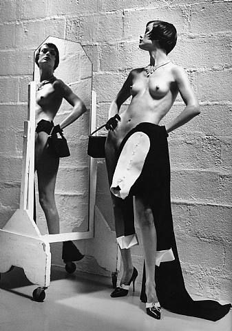 artwork_images_132879_247563_helmut-newton.jpg