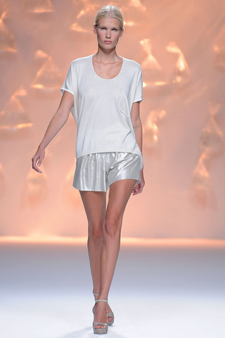 sita_murt_pasarela_450438783_320x480.jpg