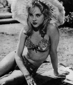 lolita2.gif