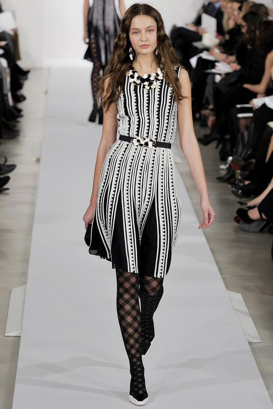 Oscar_De_La_Renta_027_1366_1366x2048.jpg