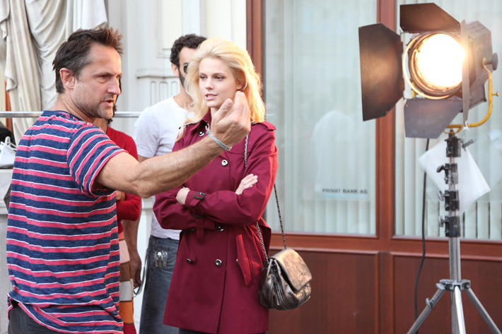 200CB3104C7CBD85197349