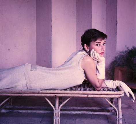 Audrey-Hepburn-audrey-hepburn-6395754-472-433.jpg