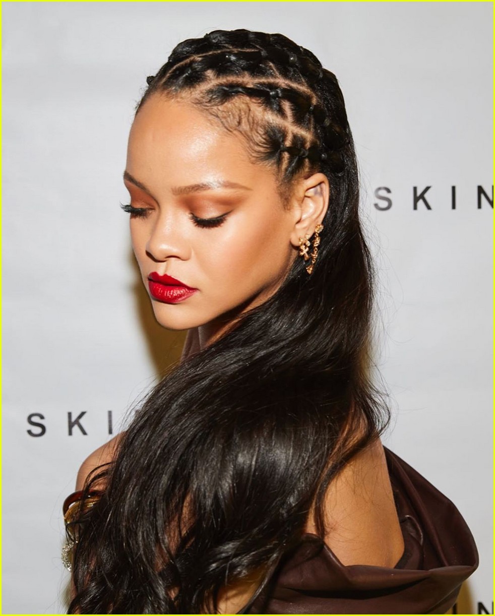 rihanna-skin-fenty-party-july-2020-03.jpg