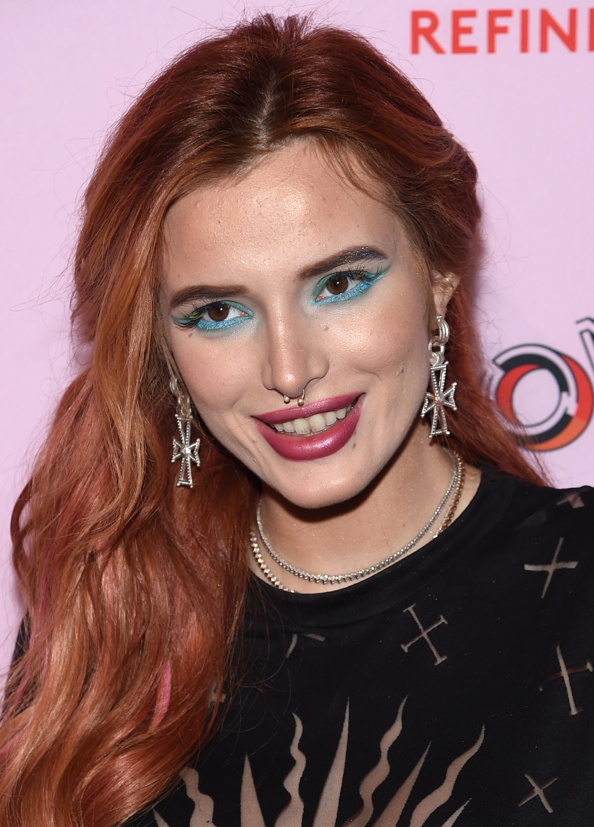 bella-thorne-at-refinery29-third-annual-29rooms-turn-it-into-art-event-in-brooklyn-09-07-2017_3.jpg