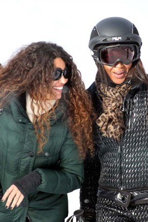 naomi-e-afef-sulle-nevi_290x435.jpg
