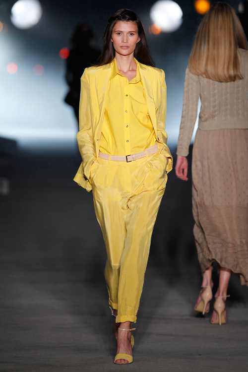 MANGO_Fashion_Show_SS_2011_006.jpg