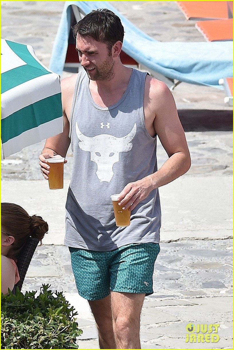 matthew-lewis-beach-italy-angela-jones-05.jpg