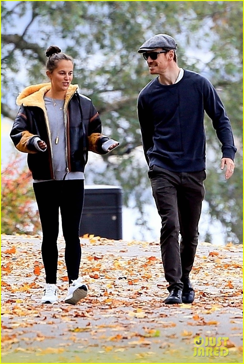 alicia-vikander-michael-fassbender-stroll-new-photos-06.jpg