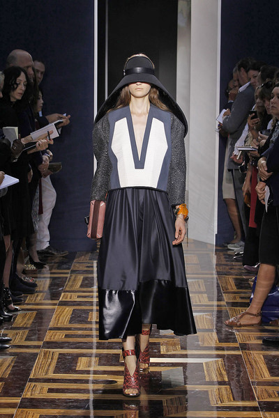 Balenciaga_Spring_2012_b_RKgk_D_K4lcl.jpg