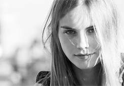 tumblr_mhb3o5vhLg1rb9bvho4_250.gif