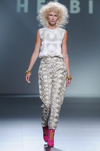 teresa_helbig_pasarela_835541412_320x480.jpg