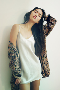 tumblr_lx00omdOnX1r53sa2o2_250.jpg