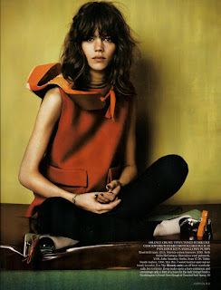 Editorial+-+Colour+Shock+Vogue+UK+Aug10+HQ+by+Josh+Olins+via+fearless123+%40+tFS+6.jpg