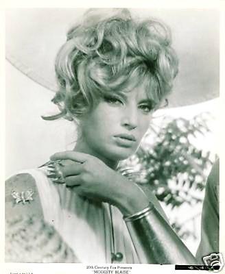 300033.059monicavitti_ebmblais.jpg